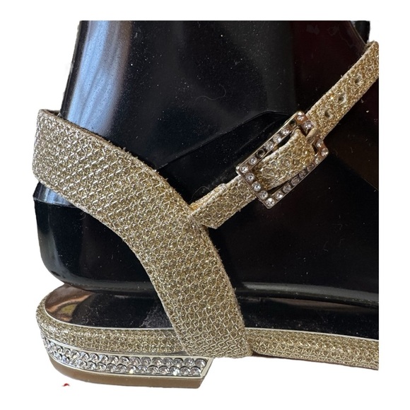 BADGLEY MISCHKA Gold Metallic Strappy Sandals Crystal Heel Womens Size 7 NWT - Picture 6 of 12